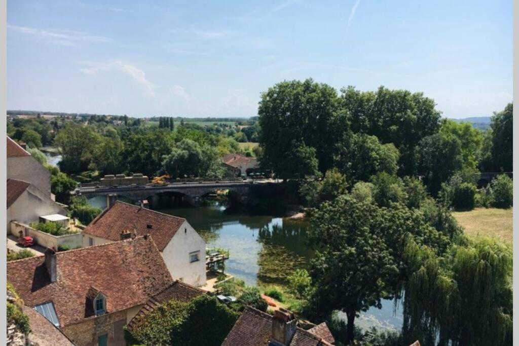 Appartement Alouette Pesmes Luaran gambar